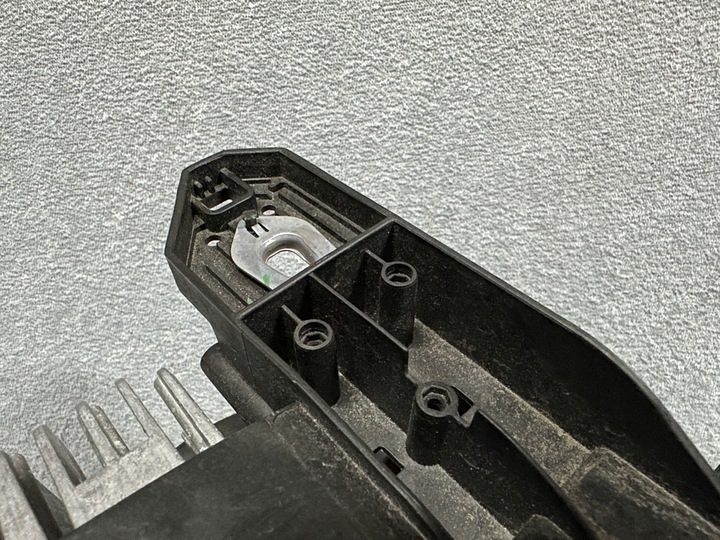 фото №12, Лампа mercedes gla w156 bi-xenon led європа праві оригінал