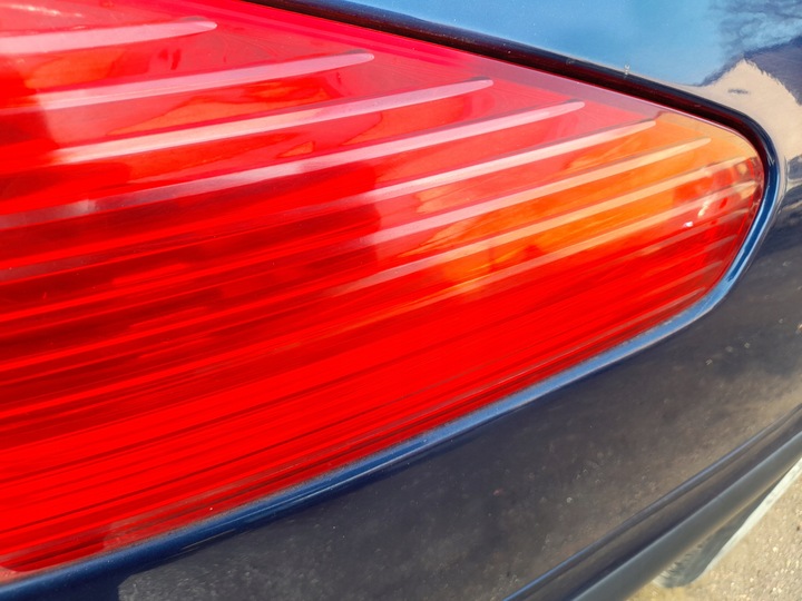 фото №8, Peugeot 607 лампа правый зад правая задняя з крыльев крыло sedan