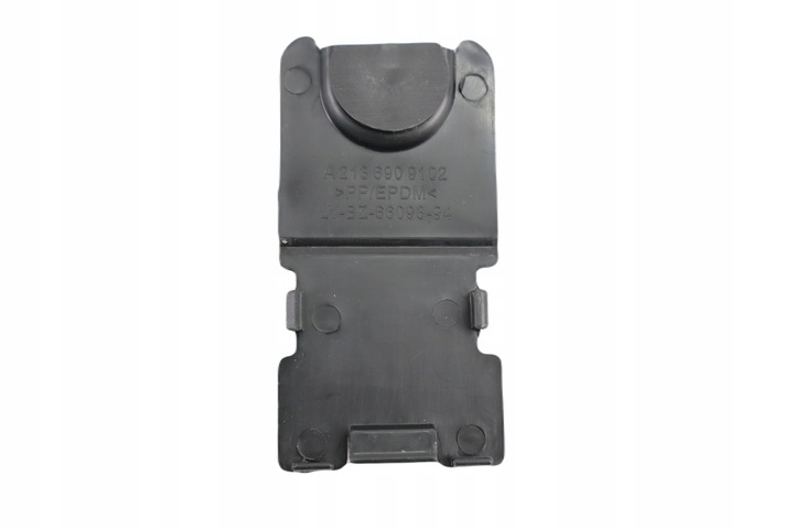 фото №1, Заглушка подкрылки inspekcji mercedes e класс a213 2136909102 левая правая