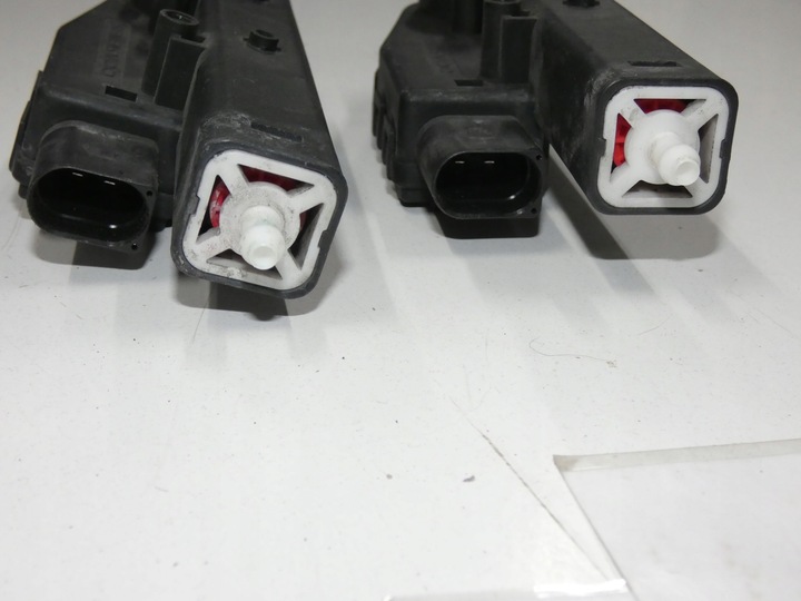 фото №7, Распылитель фара volvo xc-60 передний рестайлинг