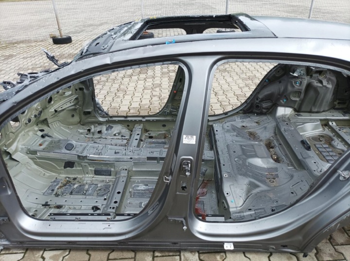 фото №6, Mercedes a w177 amg hb порог стойка левое длинный 662