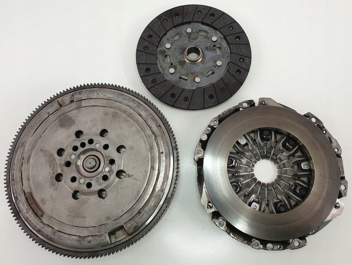 фото №5, Сцепление двухмассовый маховик колесо mercedes w204 1.8 cgi