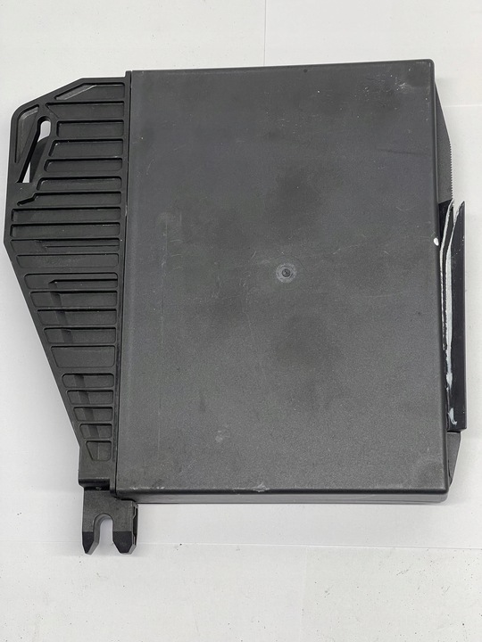 фото №1, Mercedes-benz оригинальный номер 2108203826