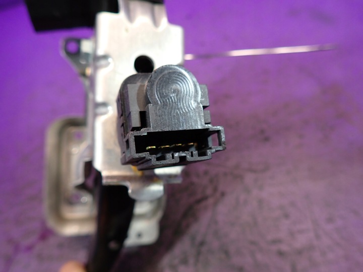 фото №4, Seat altea 04-09 1.9 педаль тормоза датчик 4 pin 1k1721057l