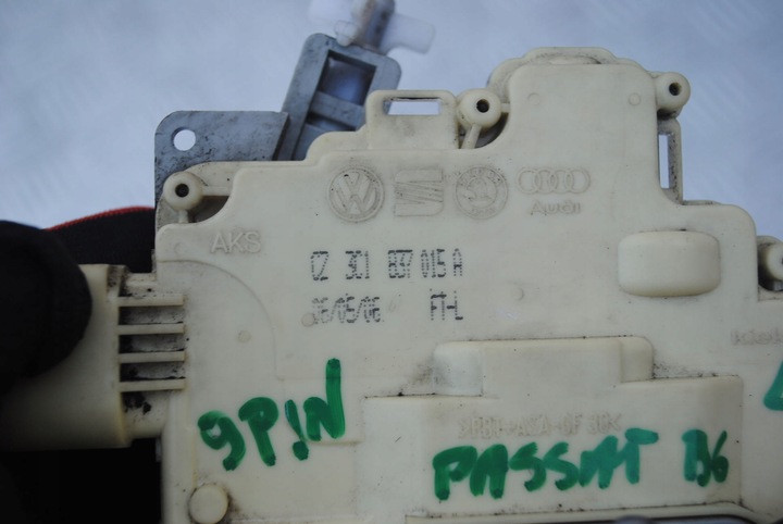 фото №5, Замок двері лівий перед 9 pin 3c1837015a vw passat b6