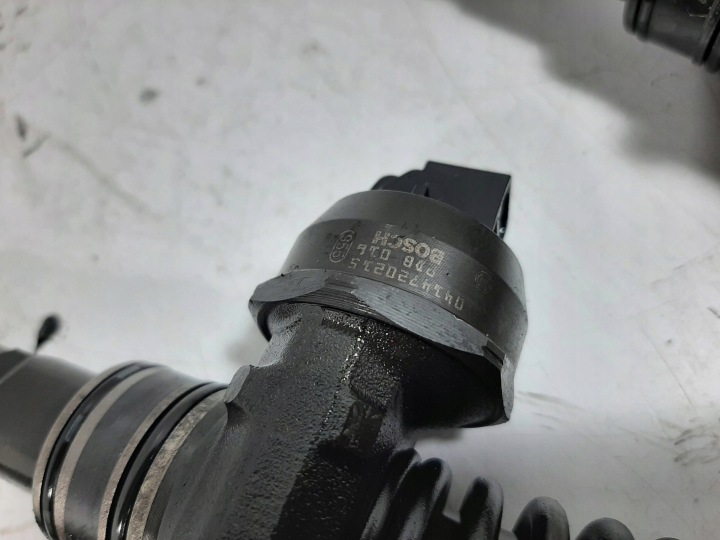 фото №11, Audi a3 8p 1.9tdi 105km 08r форсунка инжектор bosch 0414720215