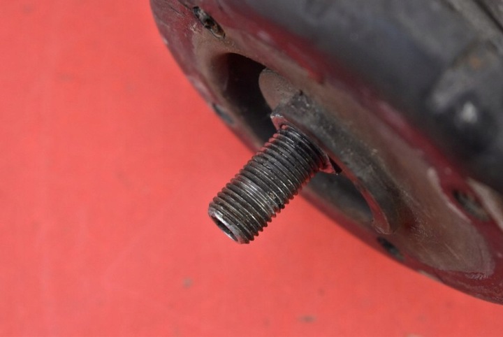 фото №6, Амортизатор левый перед 3338013 peugeot 208 1 i 1.4 hdi 68 km 12-16