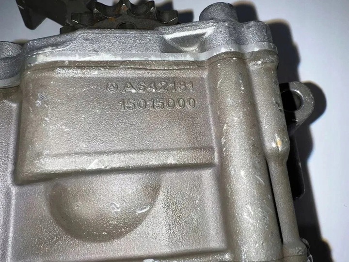 фото №7, Насос масла mercedes 3,0 v6 cdi a6421803101 a6421811800