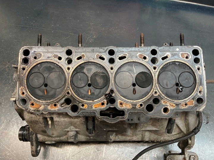 фото №9, Головка двигателя 1.9 tdi bls touran 038103373r