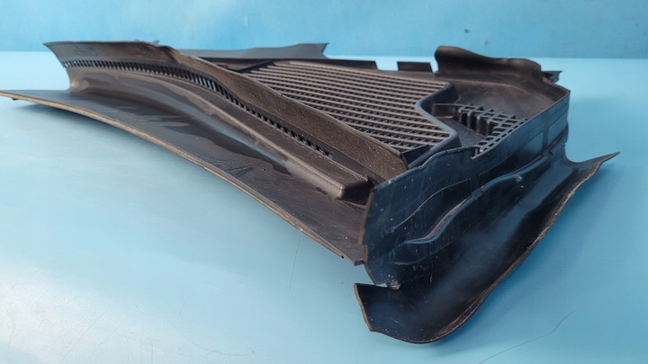 фото №7, Mercedes eqe w295 350+ 23r панель под лобовым стеклом правые a2978301703