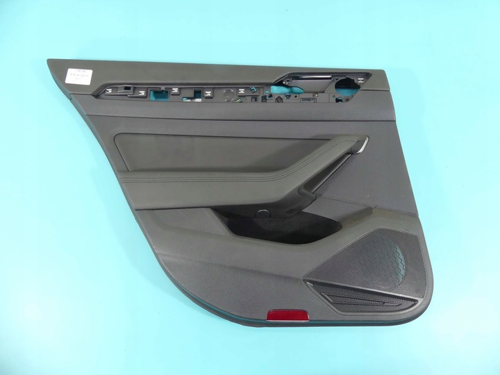 фото №1, Оббивка боковина зад ліва vw passat b8 універсал