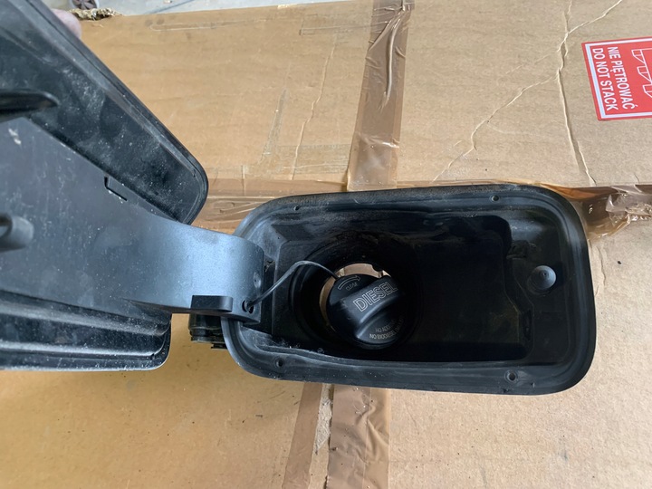 фото №2, Крышка заливка топлива bmw 5 f11 7217767