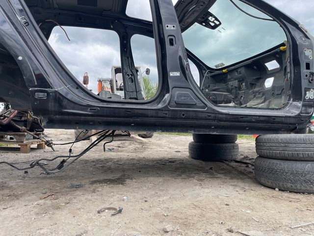 фото №5, Volvo v60 cc s60 поріг правий стійка 717