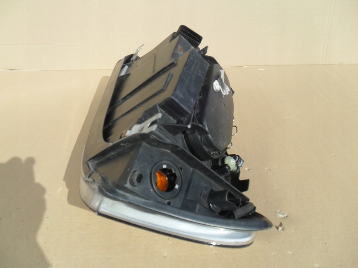 фото №13, Ford galaxy mk1 рестайлинг 02- лампа левый перед