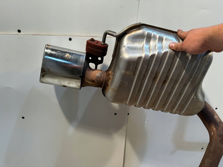 фото №8, Audi rs6 c6 4f0 вихлоп глушник праві 4f0253611af