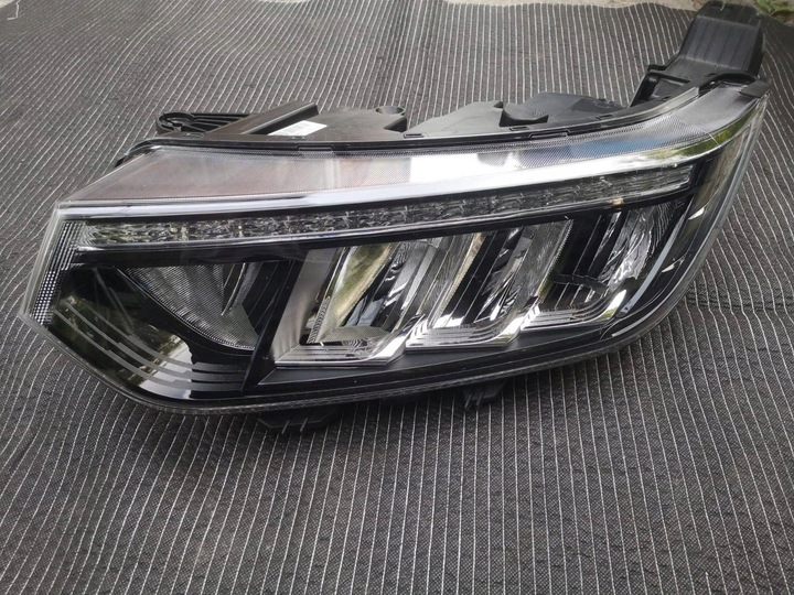 фото №1, Ssangyong tivoli второй рестайлинг лампа левый перед полный led 2023-