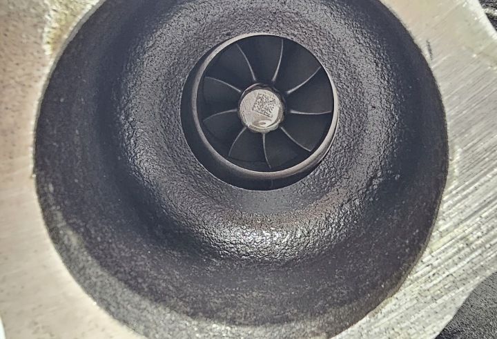 фото №8, Турбина турбонагнетатель mercedes a b cla gla setra 651 901 / 651 930 2.2