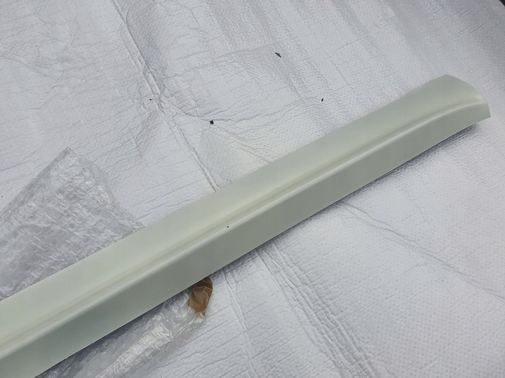 фото №6, Volkswagen оригинальный номер 7n0854940h планка дверь