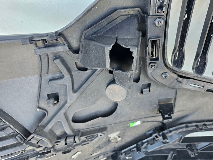фото №15, Бампер volvo xc60 ii 2 рестайлінг написи 21-24 перед 32234928 32386077