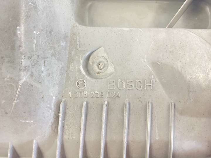 фото №12, Крышка лампы перед передний фара левая mercedes w124 bosch 1305239024