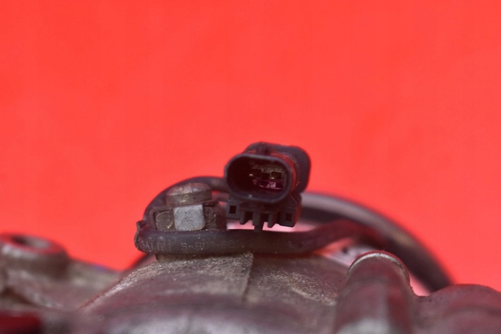 фото №10, Компрессор насос кондиционера 13335254 opel astra 4 iv j 1.6 16v 115km 09-12