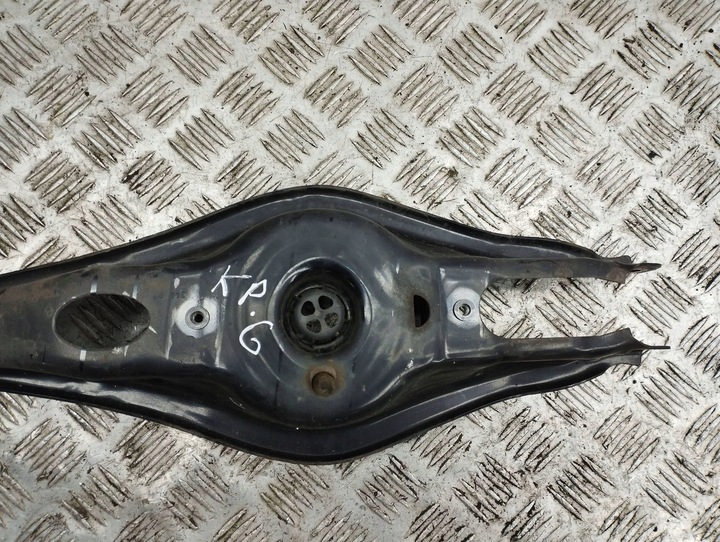 фото №8, Audi a3 8y 2021 левая сторона рычаг задний