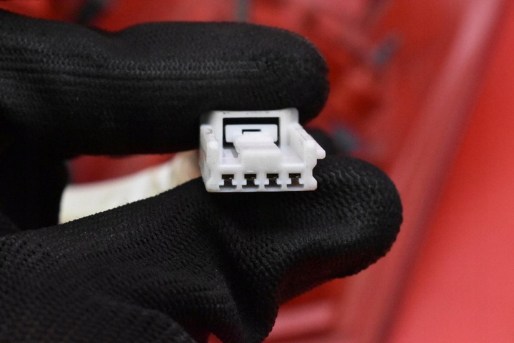 фото №8, Лампа ліва зад задня toyota auris 2 ii 5d hb 12-15