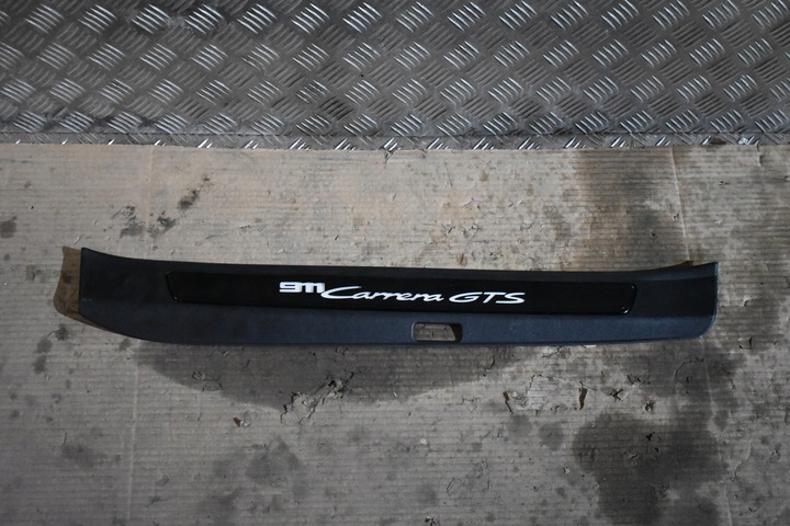 фото №1, Планка накладка пороговая левая porsche 992 gts 1