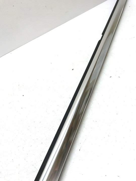 фото №3, Mercedes e-klasa w213 планка накладка двері зад ліва a2137300324