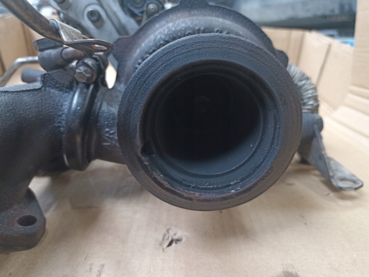 фото №9, Турбонагнетатель turbo турбина bmw 2,0d b47 f20 f30 f10 g30 8570082 8570083