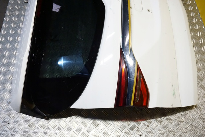 фото №8, Buick enclave 2018 - 2021 кришка задня багажника скло спойлер комплектна usa