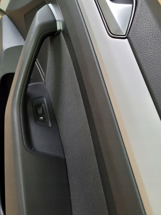 фото №5, Боковина обивка дверь правая vw passat b8 3g1