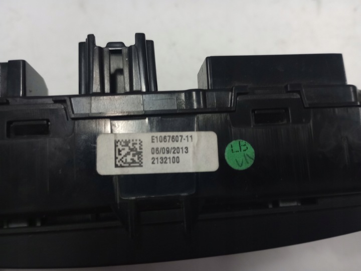 фото №10, Ford b-max панель кондиціонера av1t-18c612 e1067607 європа