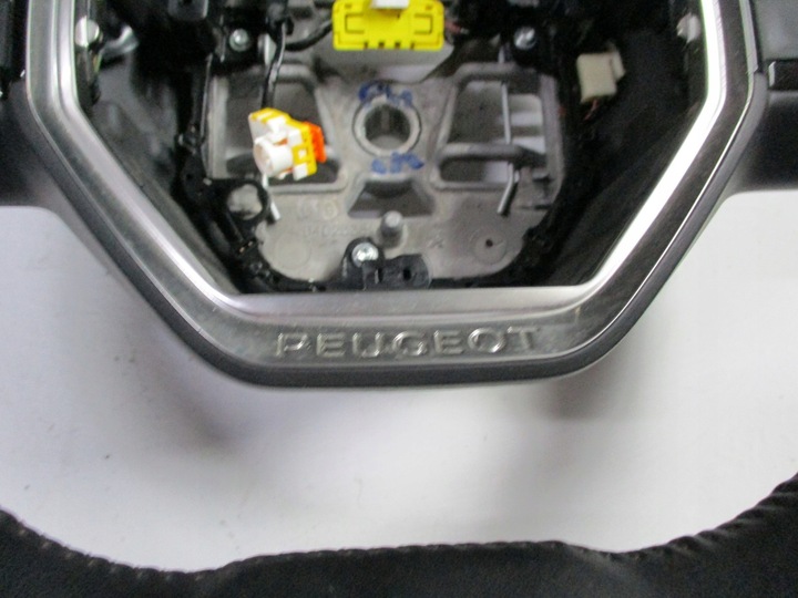 фото №4, Кермо peugeot 208 ii