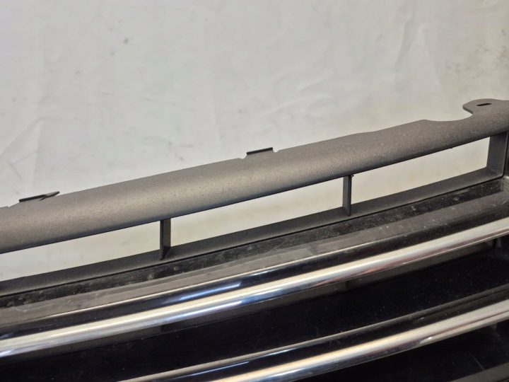 фото №10, Vw touran 1t0 рестайлинг 10-15 бампер перед передний bez дырка 1t0807221m