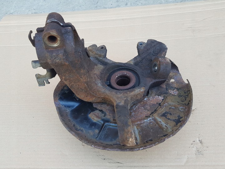 фото №10, Поворотна опора + ступиця + датчик лівий перед / audi a2 1.2 1.4 1.6 / справна