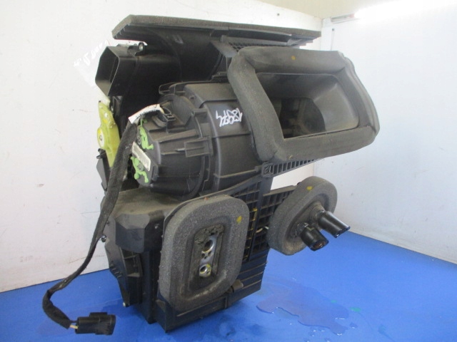 фото №10, Dacia sandero i комплектна обігрівач повітродувка