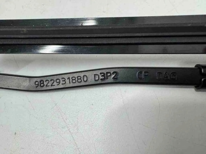 фото №7, Дворники передние jeep avenger j2 9822931880 1.2l бензин 2023
