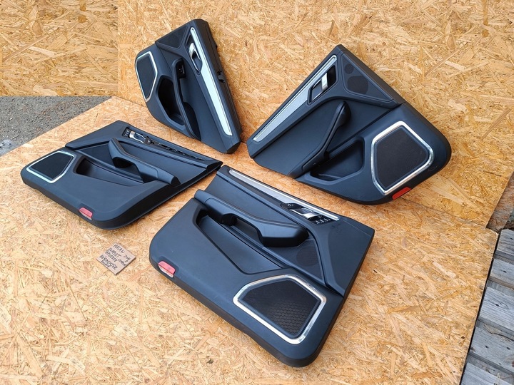 фото №5, Porsche macan боковина обшивки оббивка двері праві лівий зад перед burmester