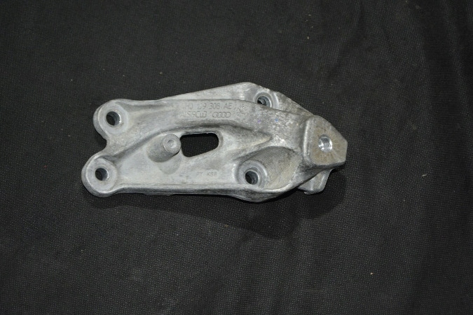 фото №1, Лапи двигуна audi a8 d4 w12 6.3 fsi 4h0199308ae