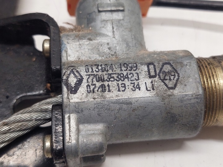 фото №3, Натяжитель ремня безопасности левый перед renualt kangoo i 7700353842j