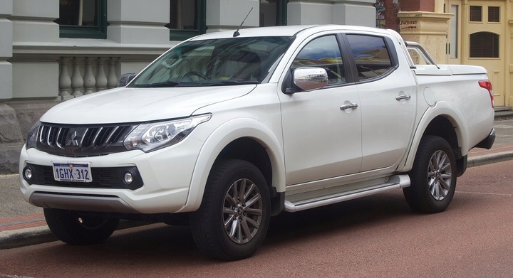 фото №9, Mitsubishi l200 fiat fullback 15- левая лампа сцепление