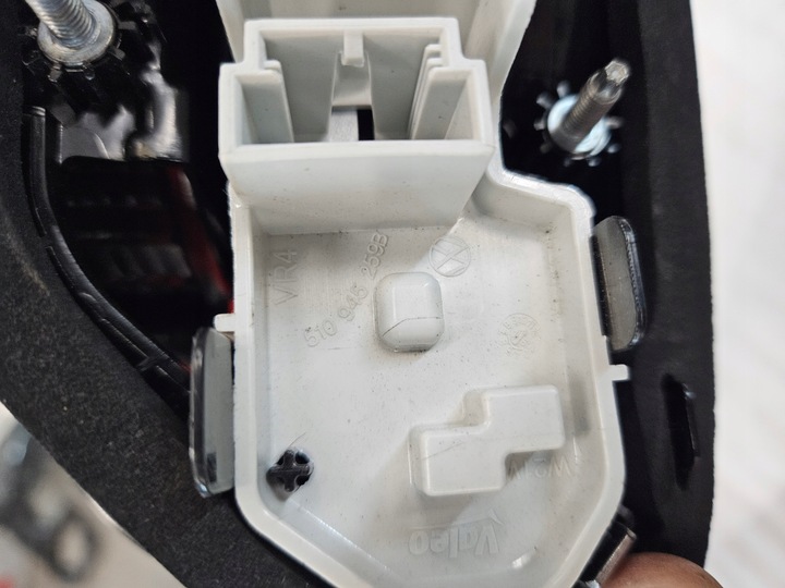 фото №7, Vw golf sportsvan 510 левая лампа w крышка багажника зад + вкладка 510945259b