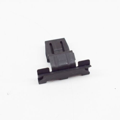 фото №8, Клипса обшивка дверь kuga mk1 2008-2012