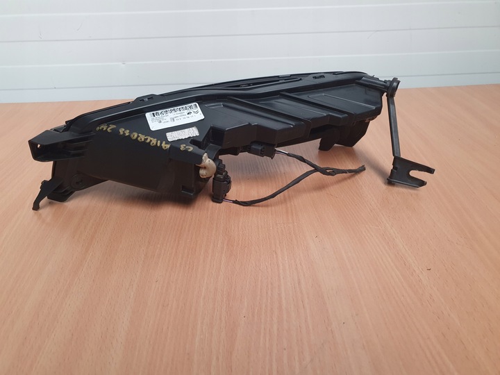 фото №5, Лампа перед led права citroen c3 iii aircross 9843218880