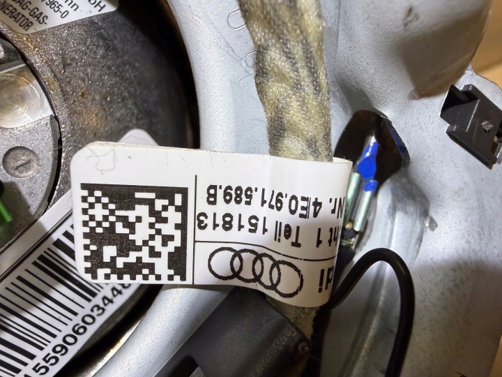 фото №11, Audi a6 c6 подушка руль воздушная подушка водителя 4ram 4f0880201ar