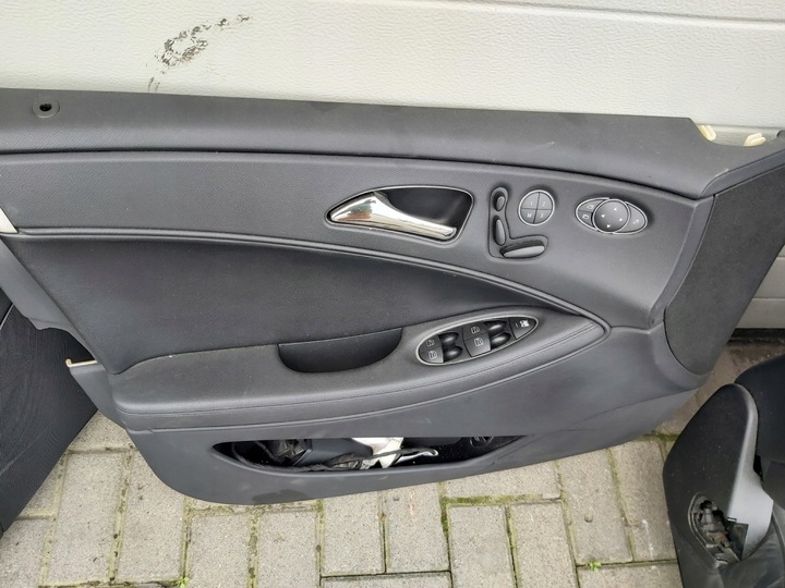 фото №9, Mercedes cls w219 сиденья диван обшивки салон европа