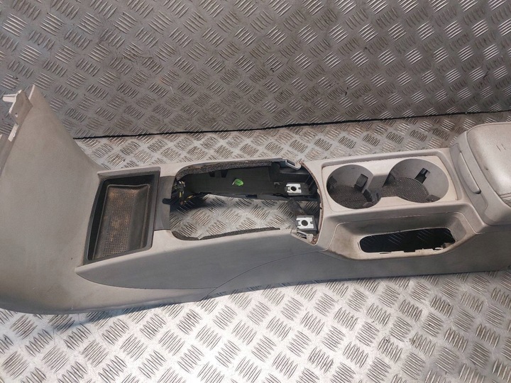 фото №13, Тунель середній підлокітник volvo v50 i