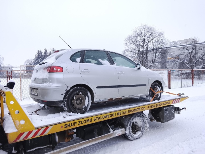фото №6, Бампер перед з halogenami seat ibiza iii