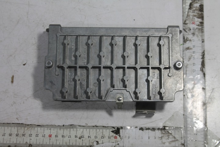 фото №5, Модуль усилитель радио 8t0035462 audi a4 b8